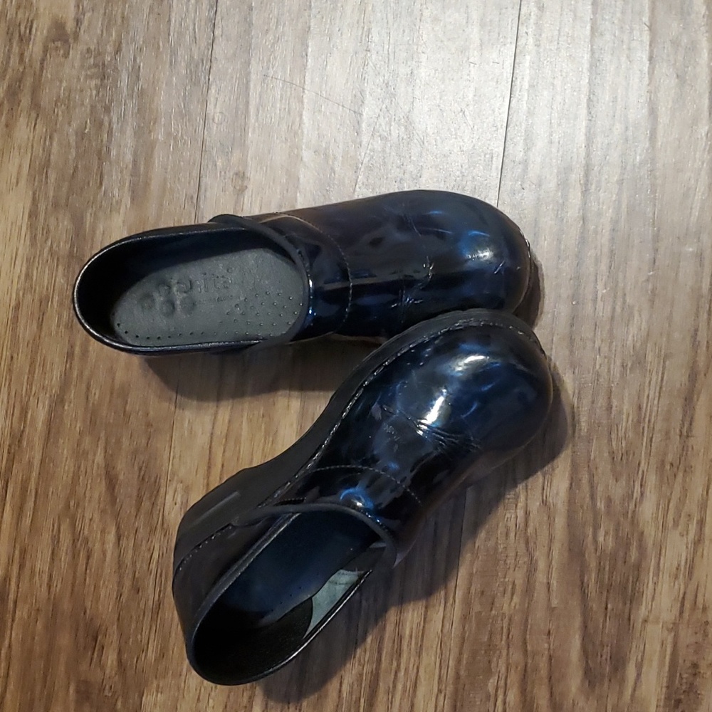 Sanita Pro. Patent Women's The Original Professional Clogs Size 36 black